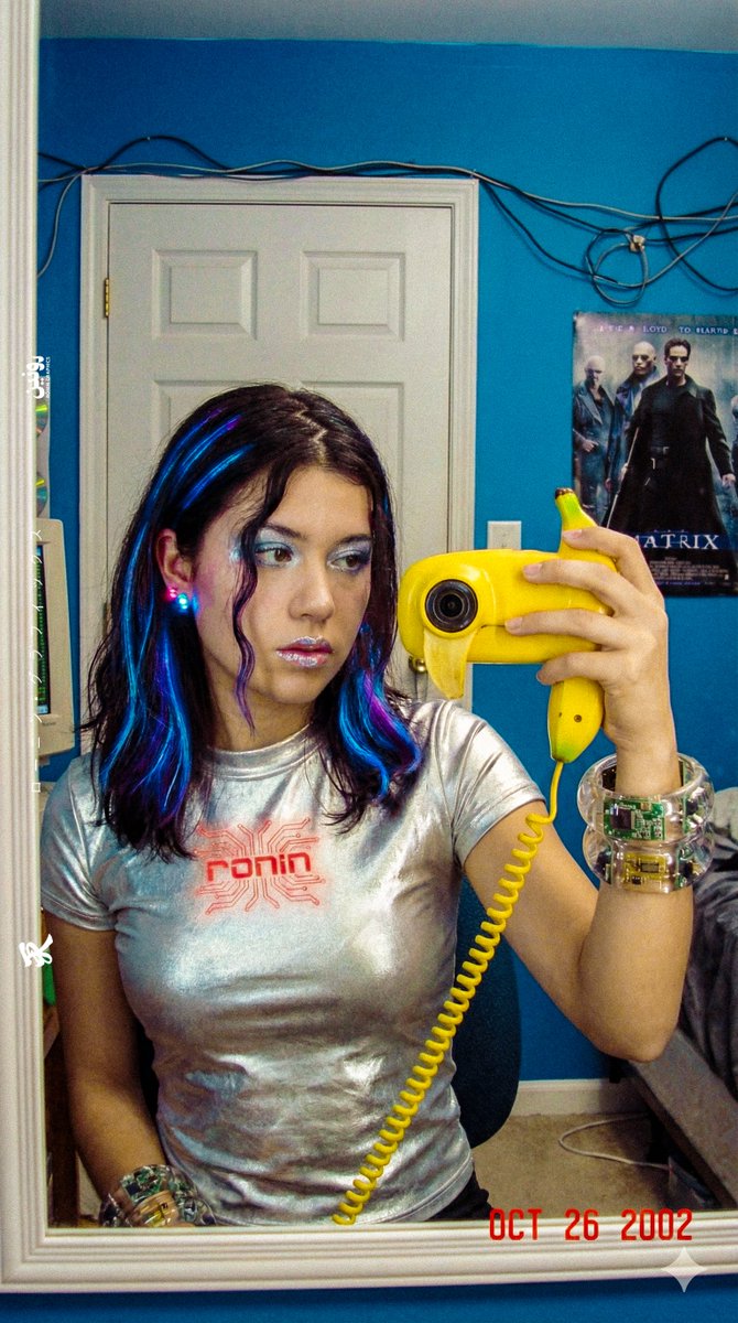 Retro Tech Meets Futuristic Vibes: The Banana Phone 2002 G-Edition AI prompt preview