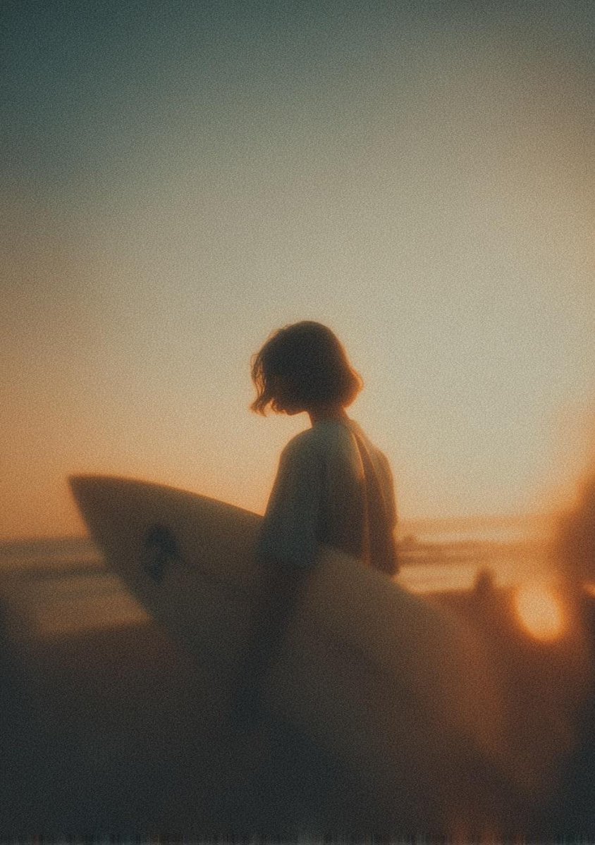 Surfing the Sunset Dreamscape AI prompt preview